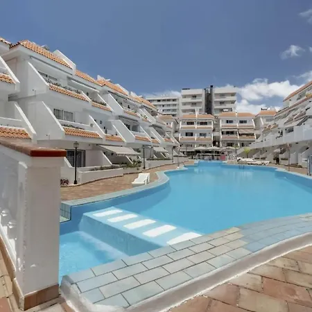 Happiness Corner Floritas 아파트 *