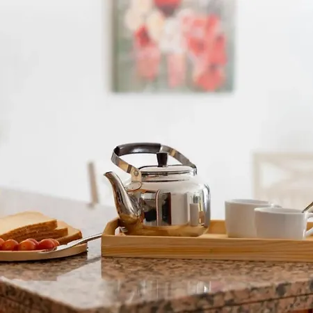 Happiness Corner Floritas 아파트