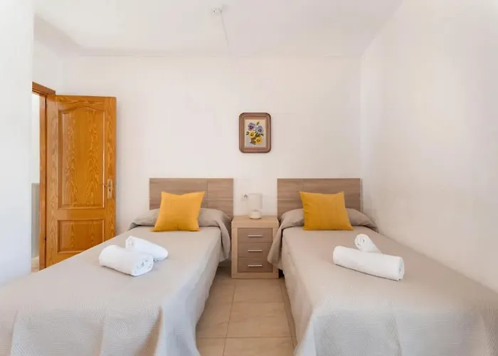 Happiness Corner Floritas Playa de las Américas